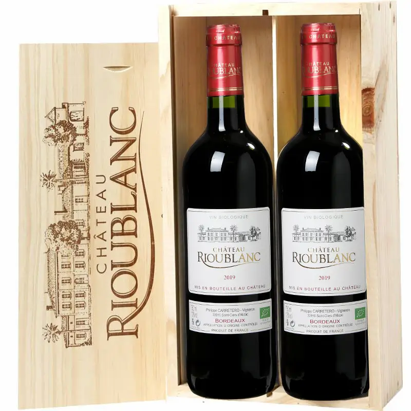 2 bouteilles Bordeaux Bio dans une caisse en bois traditionnelle