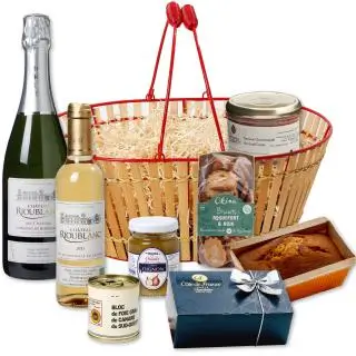 panier bambou et son contenu gourmand vins et produits